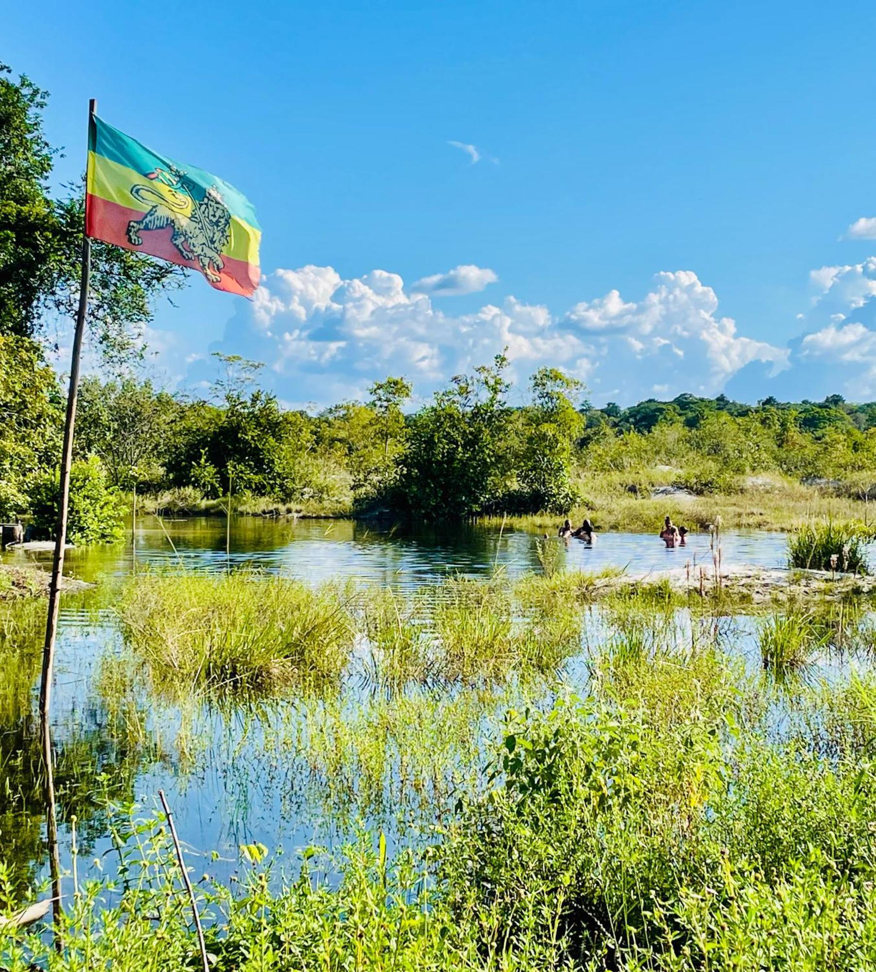 Land Of Promise - Reggae Bar & Eco Village Zanderij 외부 사진