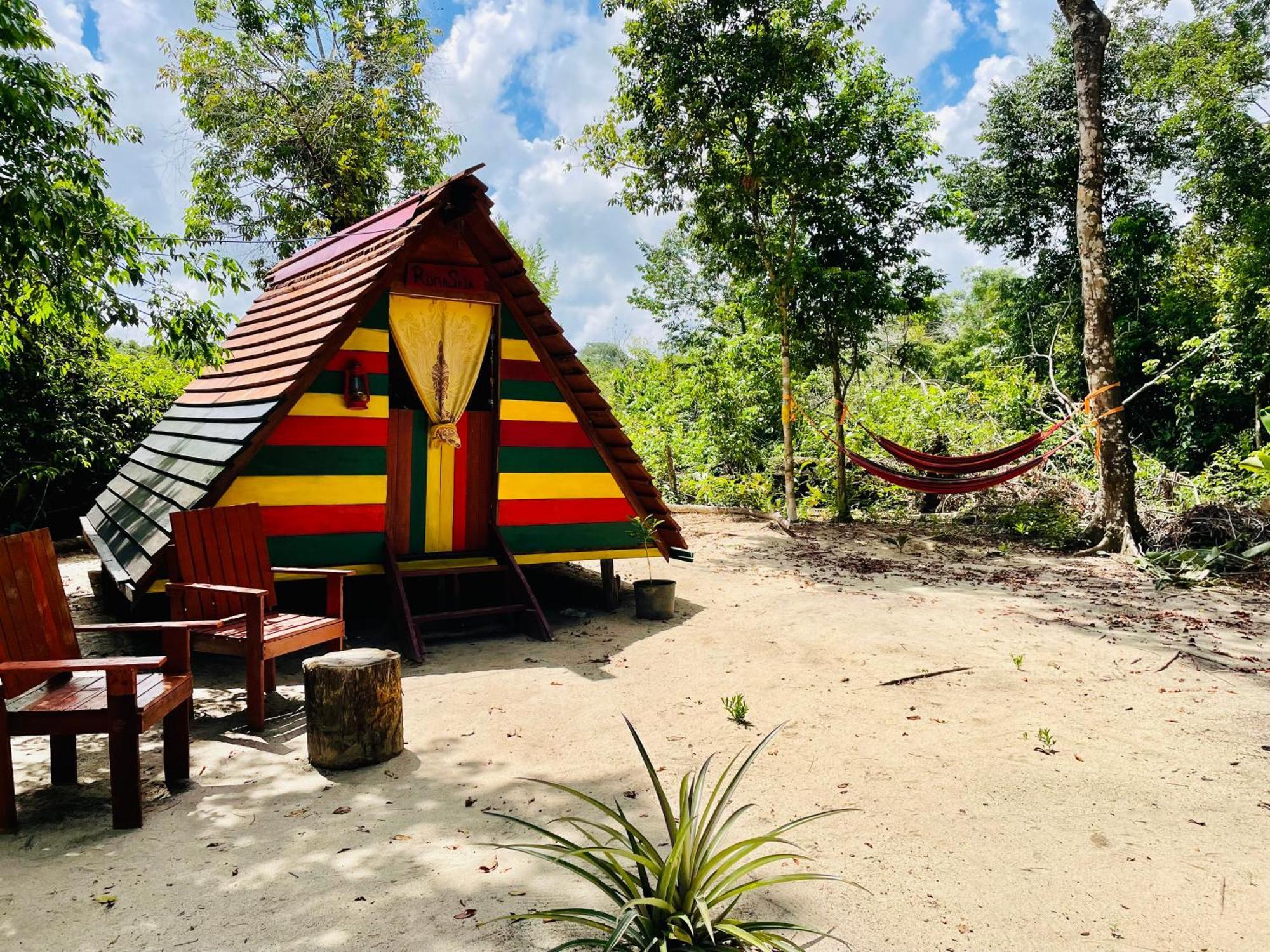 Land Of Promise - Reggae Bar & Eco Village Zanderij 외부 사진