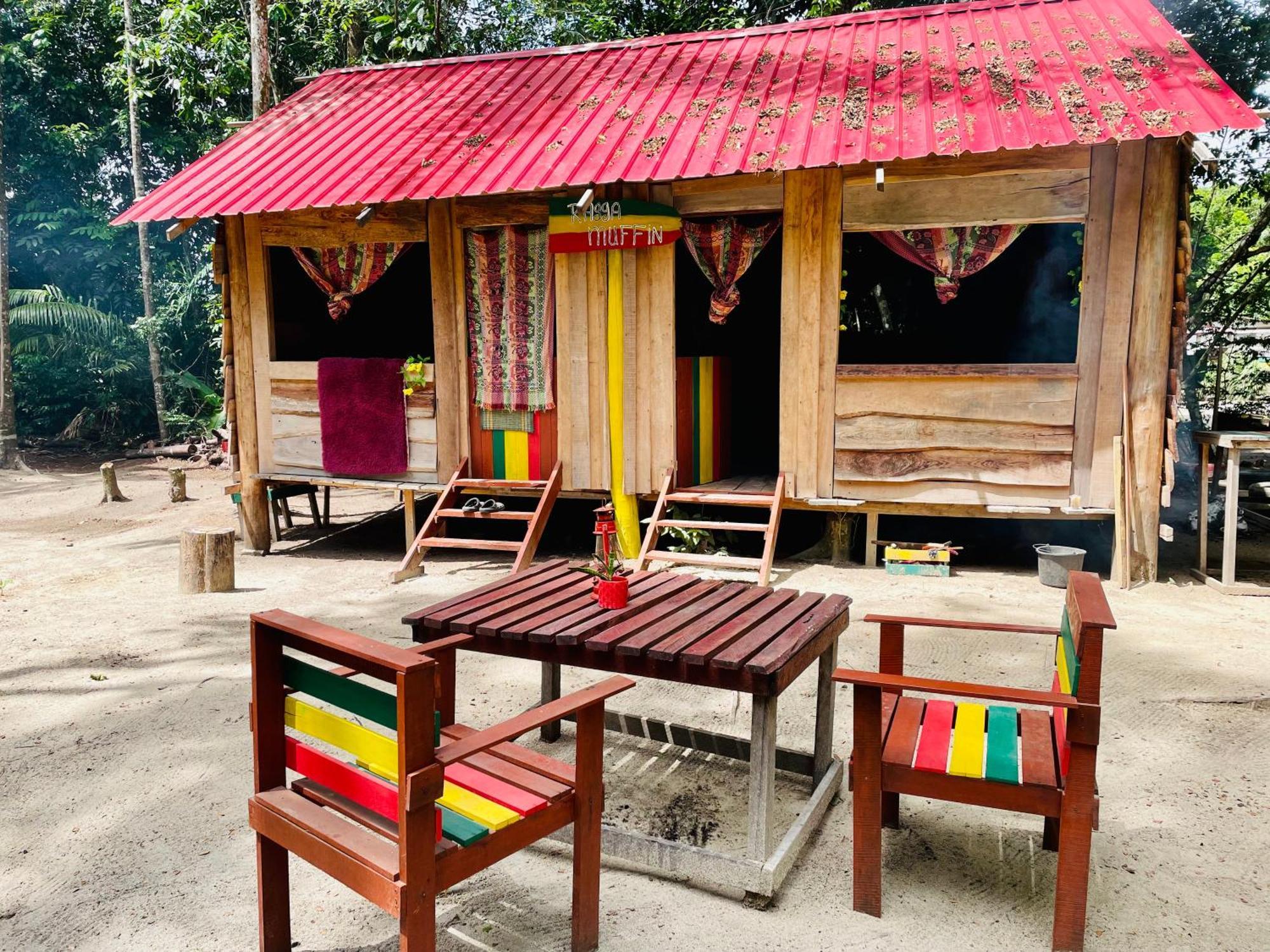 Land Of Promise - Reggae Bar & Eco Village Zanderij 외부 사진