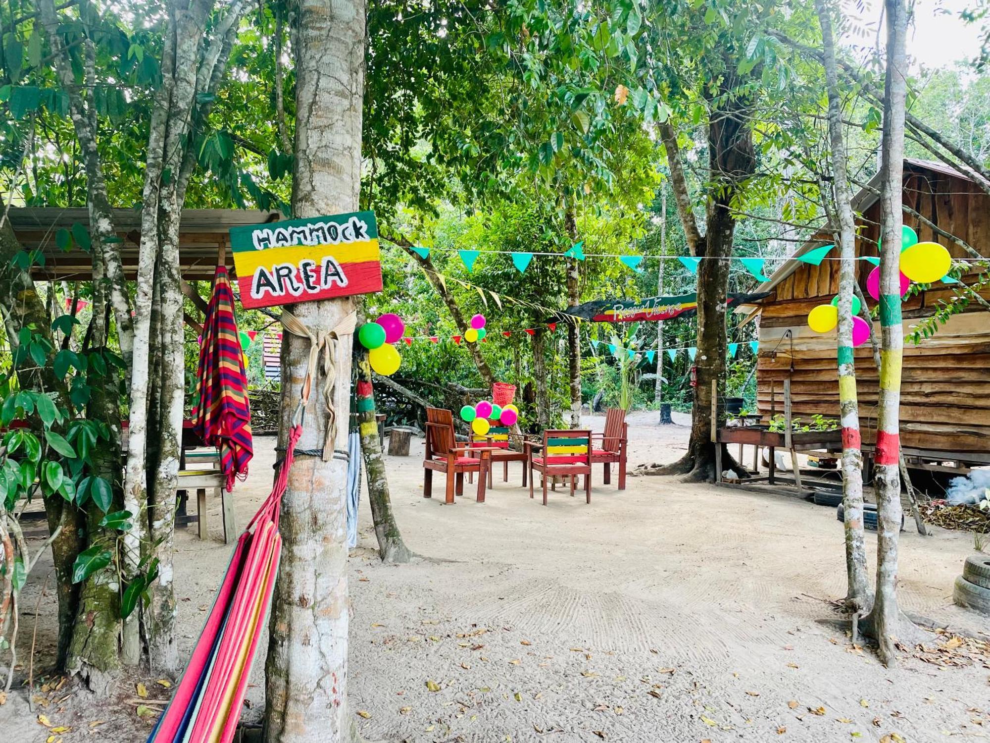 Land Of Promise - Reggae Bar & Eco Village Zanderij 외부 사진